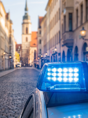 Polizeiblaulicht in der Leipziger Nikolaistraße