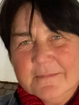 Dr. Christine Diewald