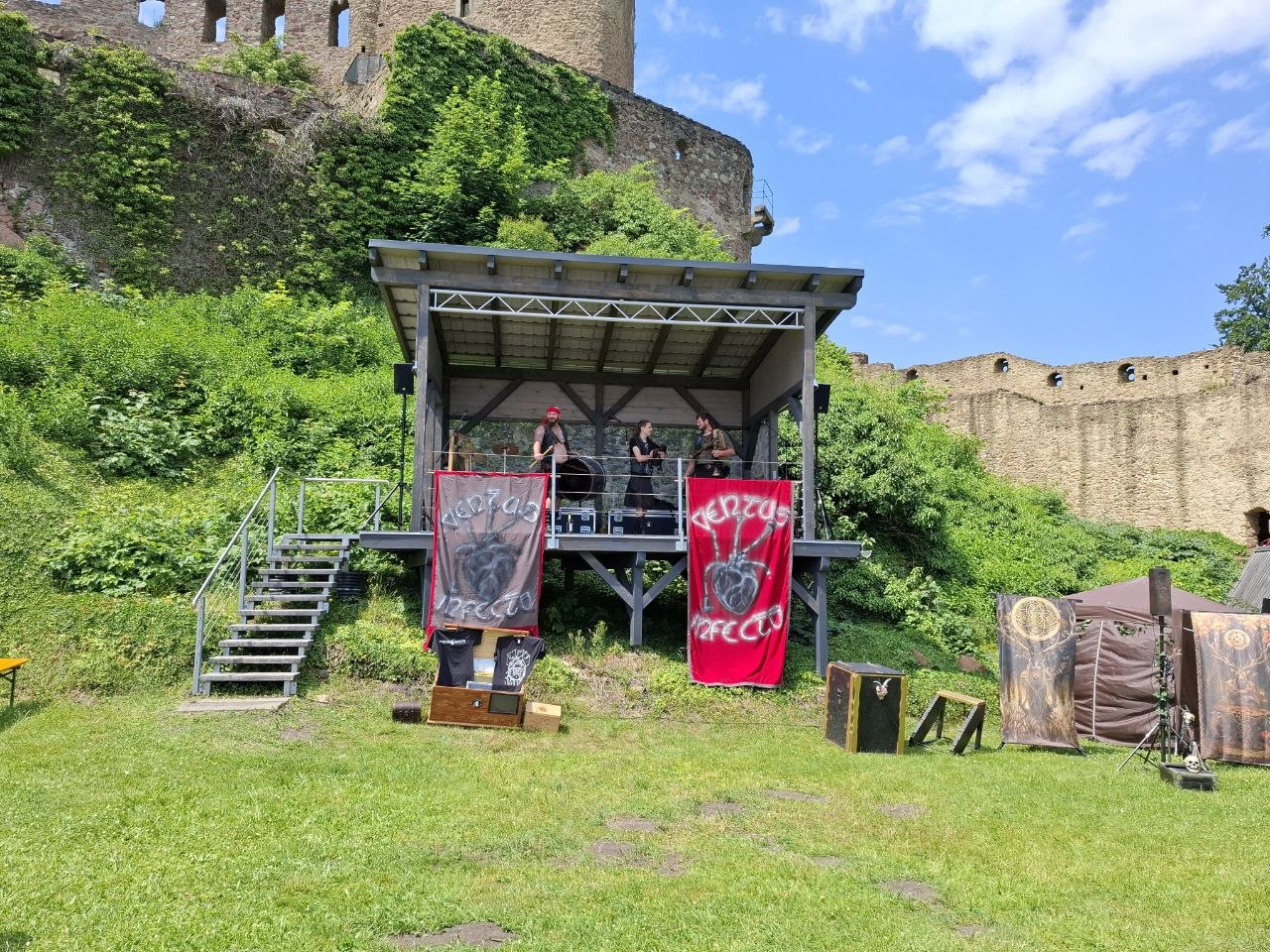 Bühne mit Band "Ventus Infecto" © Marko Winter, 2026